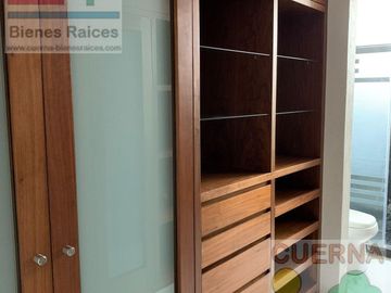 CASA EN VENTA Y RENTA  EN BURGOS BUGAMBILIA, 8 HABITACIONES