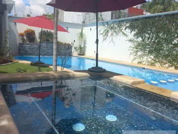 CASA EN VENTA Y RENTA  EN BURGOS BUGAMBILIA, 8 HABITACIONES