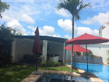 CASA EN VENTA Y RENTA  EN BURGOS BUGAMBILIA, 8 HABITACIONES