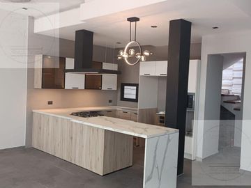 Estrena casa en privada en venta junto a Rancho Cortés