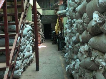 BODEGA EN VENTA EN CIUDAD DE MÉXICO, MAGDALENA MIXHUCA, A UNA CUADRA DEL MERCADO DE JAMAICA