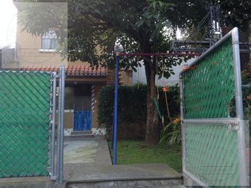 CASA EN VENTA CUA, IDEAL PARA ESCUELA, CONSULTORIOS, ASILO, RESTAURANT, ASILO, OFICINA
