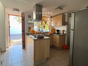 CASA CON ALBERCA EN CHAPALA, JALISCO