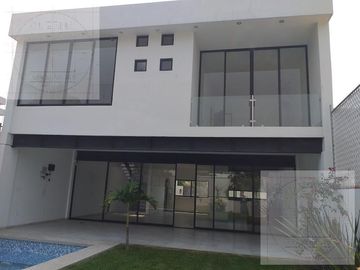 CASA EN VENTA EN CUERNAVACA, VISTA HERMOSA, ZONA DORADA DE CUERNAVACA