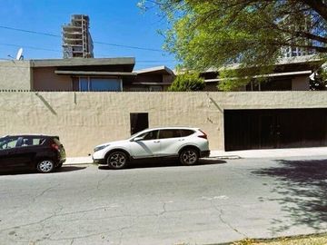Casa en Venta en Contry, Sur de Monterrey
