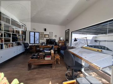CASA EN VENTA A 10 MINUTOS DE CUERNAVACA, ATRAS DE SUMIYA, EN UN NIVEL, EN UNO DE LOS MEJORES CLIMAS DEL MUNDO
