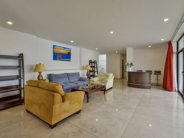 VENTA CASA EN JARDINES DEL PEDREGAL