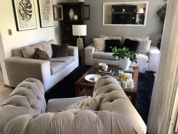 VENDE CASA 3 PISOS, 4 DORM, 3 BAÑOS MICROBARRIO VALLE LO CAMPINO- QUILICURA