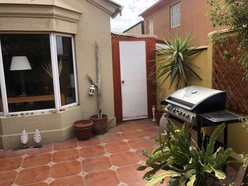 VENDE CASA 3 PISOS, 4 DORM, 3 BAÑOS MICROBARRIO VALLE LO CAMPINO- QUILICURA