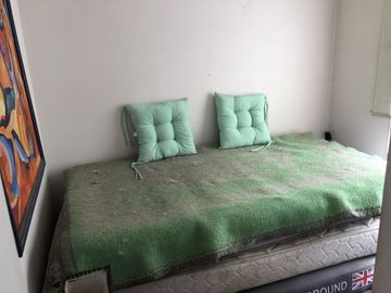 VENDE CASA 3 PISOS, 4 DORM, 3 BAÑOS MICROBARRIO VALLE LO CAMPINO- QUILICURA