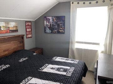 VENDE CASA 3 PISOS, 4 DORM, 3 BAÑOS MICROBARRIO VALLE LO CAMPINO- QUILICURA