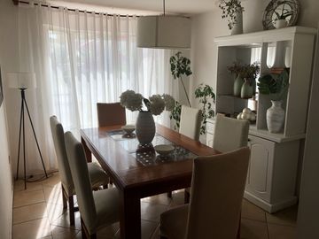VENDE CASA 3 PISOS, 4 DORM, 3 BAÑOS MICROBARRIO VALLE LO CAMPINO- QUILICURA