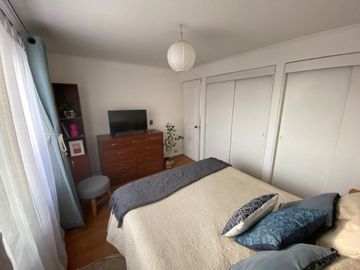 EXCELENTE DEPTO P. DE VALDIVIA / S. BOLIVAR/ 2 DOR/ BAÑO / ESTACIONAMIENTO/ BODEGA.