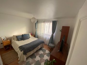 EXCELENTE DEPTO P. DE VALDIVIA / S. BOLIVAR/ 2 DOR/ BAÑO / ESTACIONAMIENTO/ BODEGA.