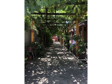 VENDE 2 CASAS TOTAL 6 DORM, 3 BAÑOS, 2 CUADRAS METRO EL BOSQUE- BALMACEDA EL BOSQUE