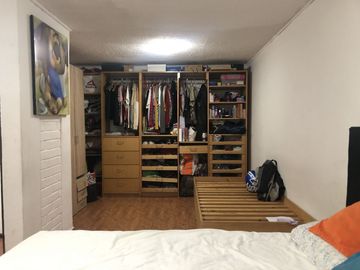 VENDE 2 CASAS TOTAL 6 DORM, 3 BAÑOS, 2 CUADRAS METRO EL BOSQUE- BALMACEDA EL BOSQUE