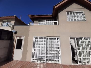 Casa en Venta en BARRIO LOS CASTAÑOS