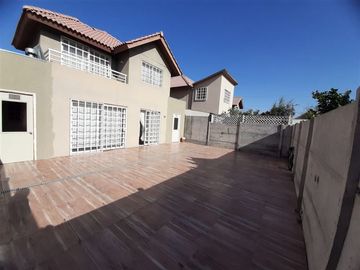 Casa en Venta en BARRIO LOS CASTAÑOS
