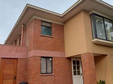 Casa en Venta en CUIDAD SATELITE, MAIPU