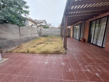 Casa en Venta en CUIDAD SATELITE, MAIPU