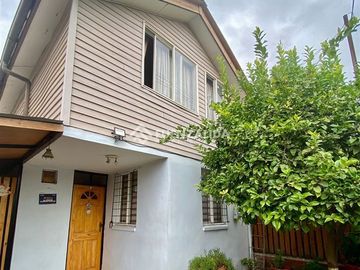 Casa en Venta en Avenida 4 poniente & Altar de la patria