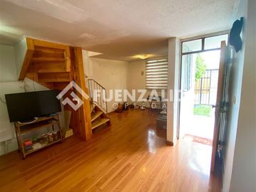 Casa en Venta en Avenida 4 poniente & Altar de la patria
