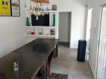 Casa en  dos plantas de vías a libertador inmejorable zona 3 dormitorios en suite piscina