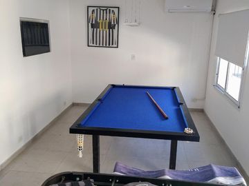 Casa en  dos plantas de vías a libertador inmejorable zona 3 dormitorios en suite piscina