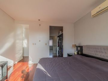 Casa 5 ambientes en 3 Plantas en  Villa Lugano