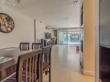 Casa 5 ambientes en 3 Plantas en  Villa Lugano