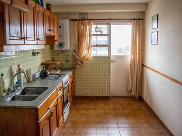 Departamento de 4 ambientes en venta en Olivos