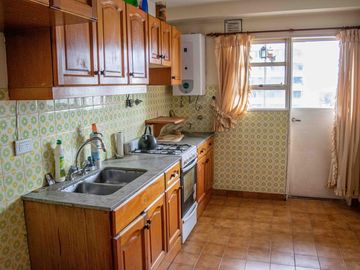 Departamento de 4 ambientes en venta en Olivos