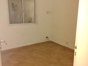 Casas en venta  - 8 dormitorios 3 baños - 260mts2 - Adrogue