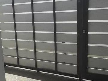 Casas en venta  - 8 dormitorios 3 baños - 260mts2 - Adrogue