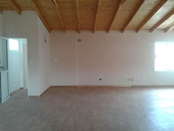 Casas en venta  - 8 dormitorios 3 baños - 260mts2 - Adrogue