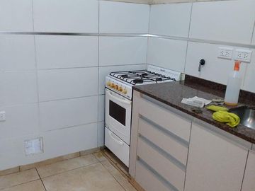 Casas en venta  - 8 dormitorios 3 baños - 260mts2 - Adrogue