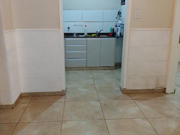 Casas en venta  - 8 dormitorios 3 baños - 260mts2 - Adrogue