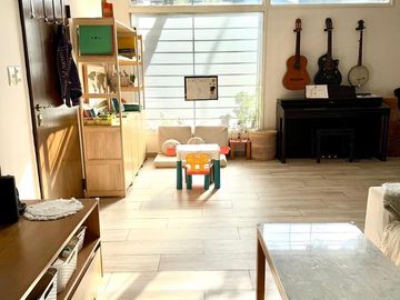 PH en Venta: Ubicación Privilegiada y Detalles Únicos en Olivos