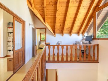 Casa en venta en El Aromo - tres dormitorios - parilla - pileta - lote central