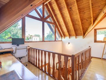Casa en venta en El Aromo - tres dormitorios - parilla - pileta - lote central