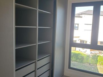 Casa en  venta en Barrio Privado Rumenco Joven. 3 dormitorios (1 suite) . Garage doble. Jardin