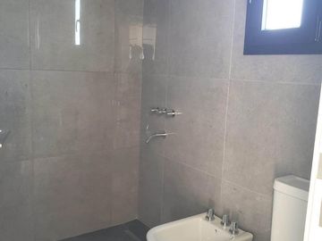 Casa en  venta en Barrio Privado Rumenco Joven. 3 dormitorios (1 suite) . Garage doble. Jardin