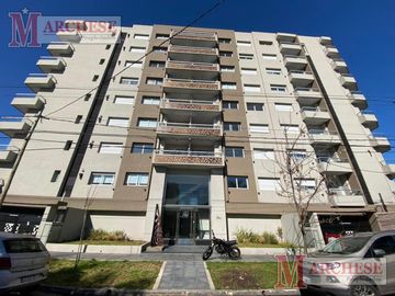 Departamento 2 ambientes en venta en Ituzaingó Sur