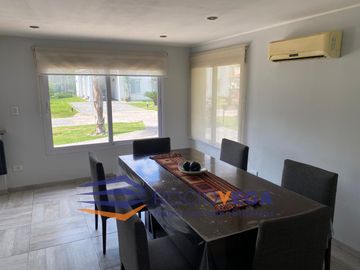 Casa a la venta en Campos de Alvarez Moreno