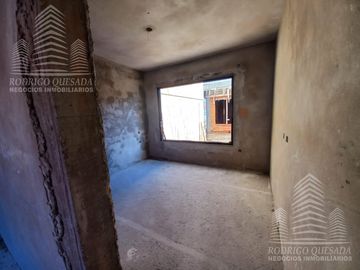 Departamento P.B-UF1- Frente- C/espacio vehicular-