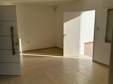 APTO BANCOR VENTA CASA 2 DORMITORIOS - AYACUCHO