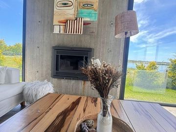 Casa con excelente diseño en Barrio Marinas Puertos del Lago