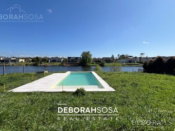 Casa en Venta 5 ambientes  al Lago en San Matias