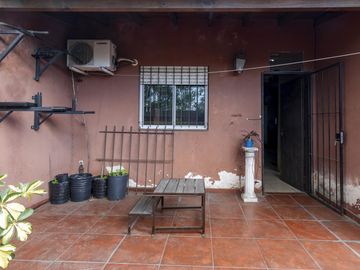 Maza al 400 Casa en PH en Venta en Almagro