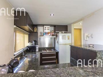 Departamento de 3 ambientes en venta en Lomas de Zamora
